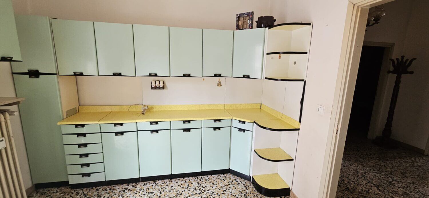 Vendo cucina originale anni 70