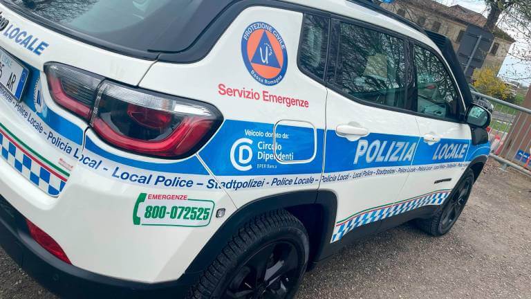 Dal Circolo Dipendenti BPER Banca un nuovo mezzo 4×4 e varie attrezzature per interventi della Protezione civile