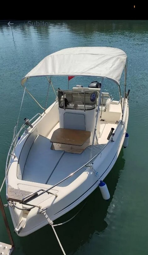 VENDESI BARCA WINNEBAGO 19 + MOTORE MERCURY 40CV 4 tempi